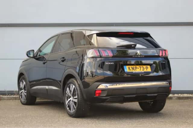 Peugeot 3008 (2024) thumbnail 6