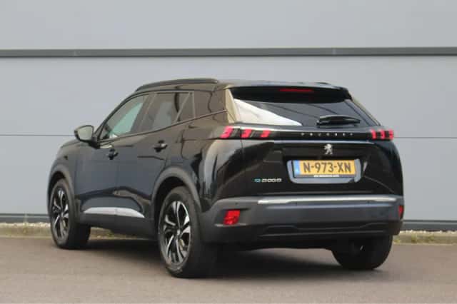 Peugeot e-2008 (2021) thumbnail 6