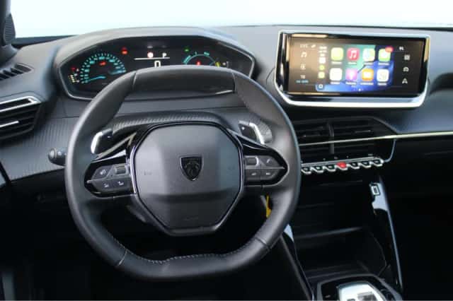 Peugeot 2008 (2025) thumbnail 3