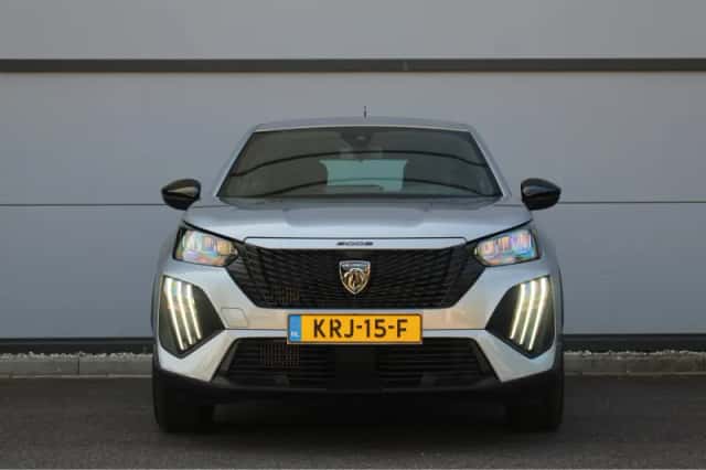 Peugeot 2008 (2025) thumbnail 6