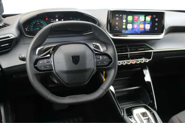 Peugeot 2008 (2025) thumbnail 3
