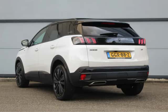 Peugeot 3008 (2021) thumbnail 6