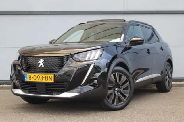 Peugeot e-2008 (2022) thumbnail 1