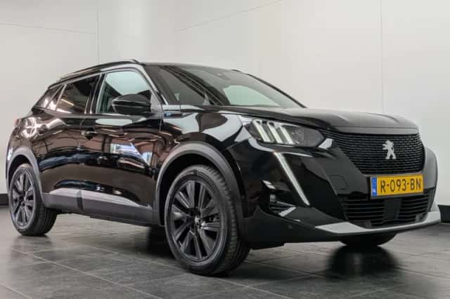 Peugeot e-2008 (2022) thumbnail 2
