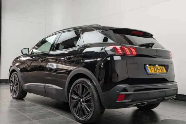 Peugeot 3008 (2023) thumbnail 3