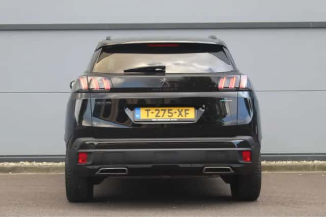 Peugeot 3008 (2023) thumbnail 4