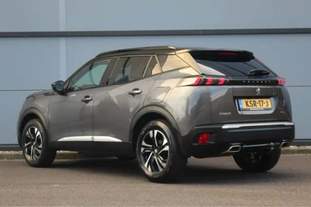 Peugeot 2008 (2023) thumbnail 6