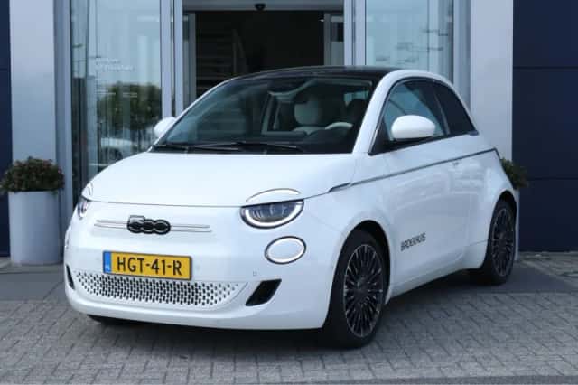 Fiat 500e (2025) thumbnail 1