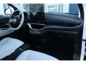 Fiat 500e (2025) thumbnail 4