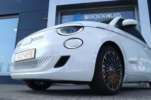 Fiat 500e (2025) thumbnail 6