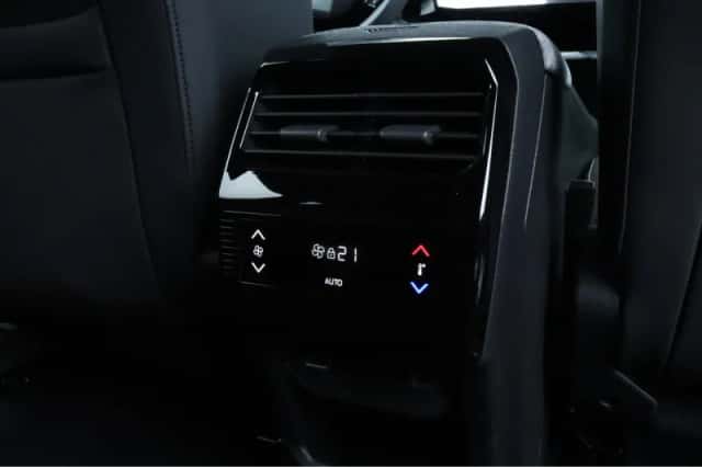 Peugeot 5008 (2025) thumbnail 16