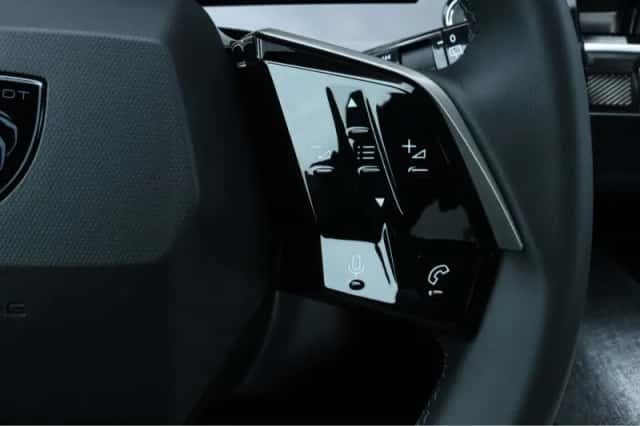 Peugeot 5008 (2025) thumbnail 35
