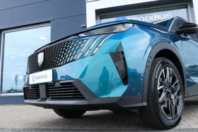 Peugeot 5008 (2025) thumbnail 7