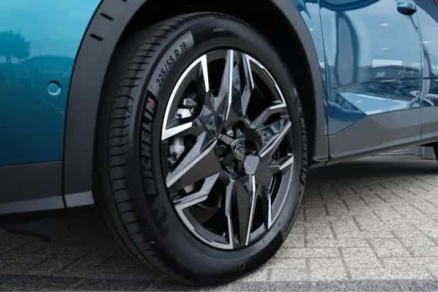Peugeot 5008 (2025) thumbnail 9