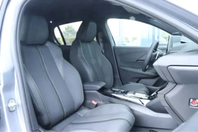 Peugeot 208 (2025) thumbnail 4