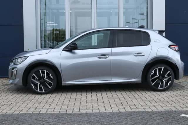 Peugeot 208 (2025) thumbnail 9