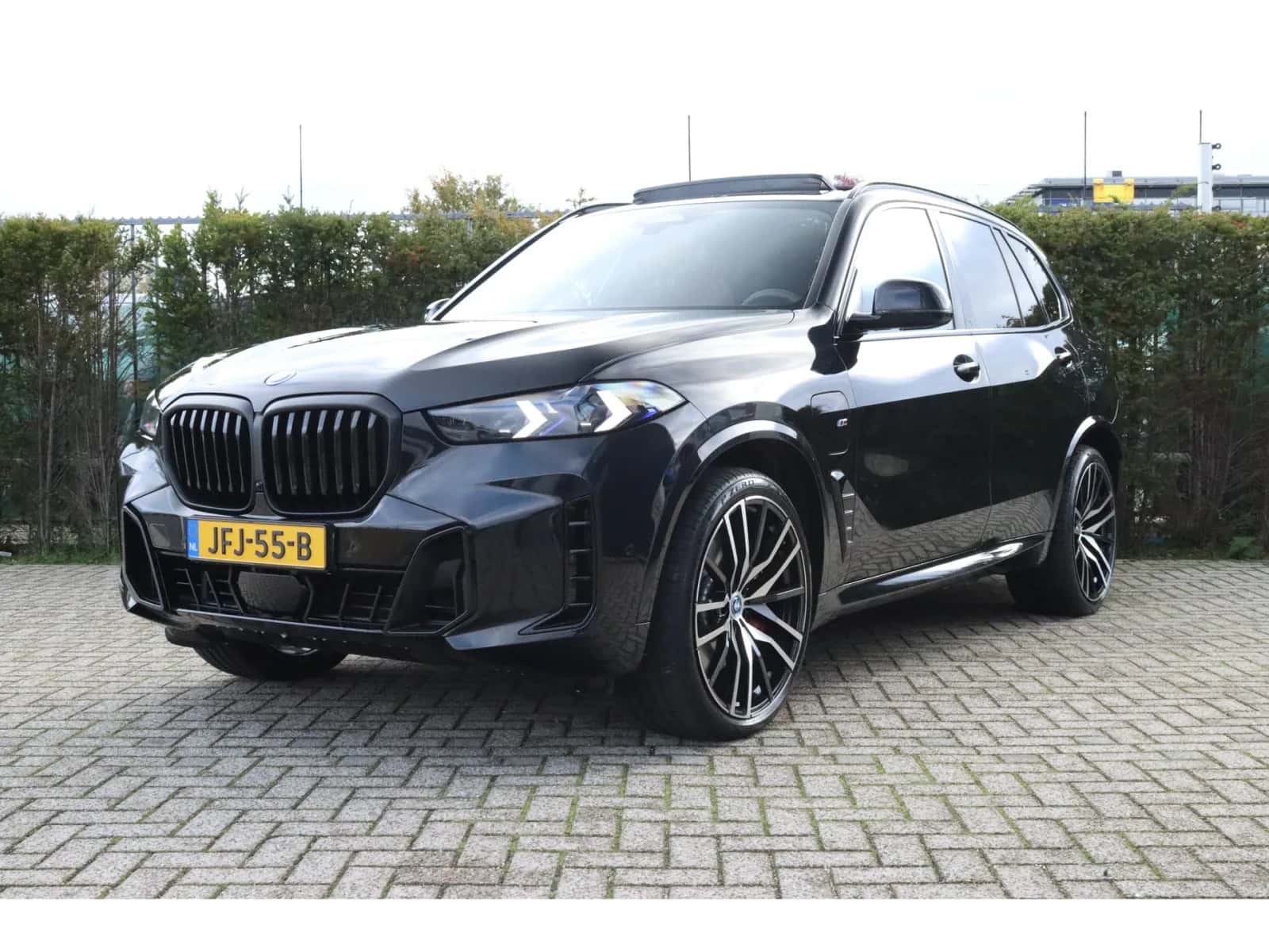 BMW X5 (2025) — foto 1