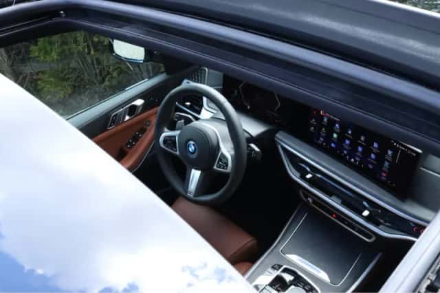 BMW X5 (2025) thumbnail 13