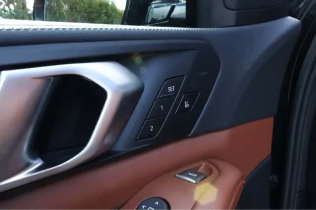 BMW X5 (2025) thumbnail 16