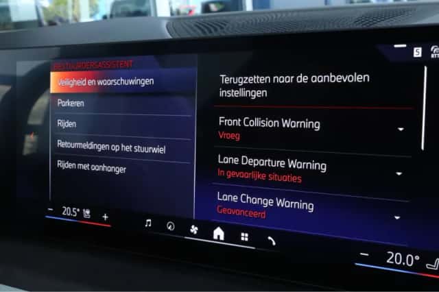 BMW X5 (2025) thumbnail 28