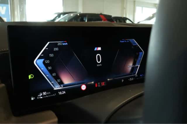 BMW X5 (2025) thumbnail 35