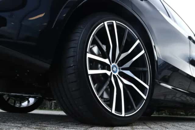 BMW X5 (2025) thumbnail 46