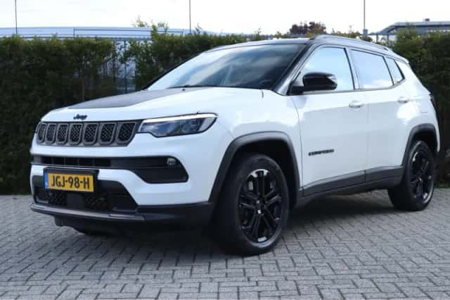 Jeep Compass (2022) thumbnail 1
