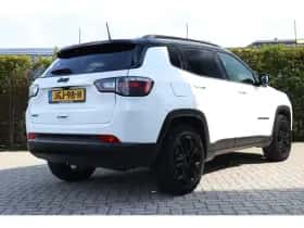Jeep Compass (2022) thumbnail 2