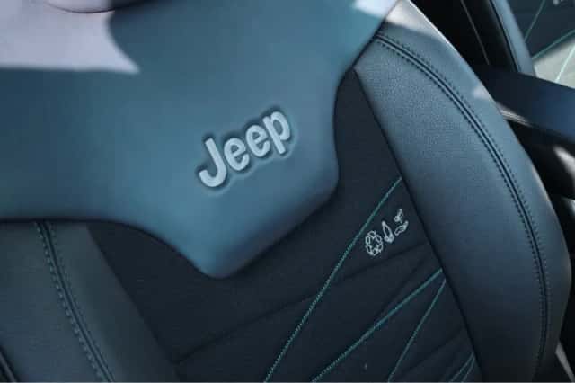 Jeep Compass (2022) thumbnail 19