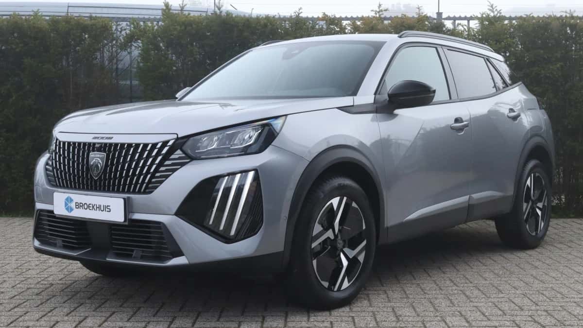 Peugeot 2008 (2025) — foto 1