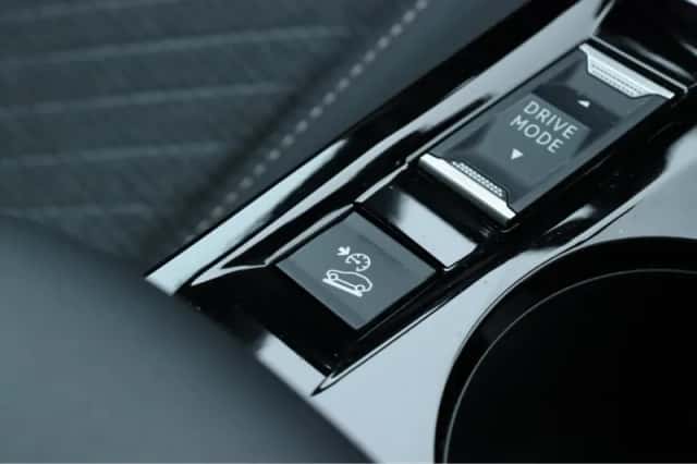Peugeot 2008 (2025) thumbnail 21