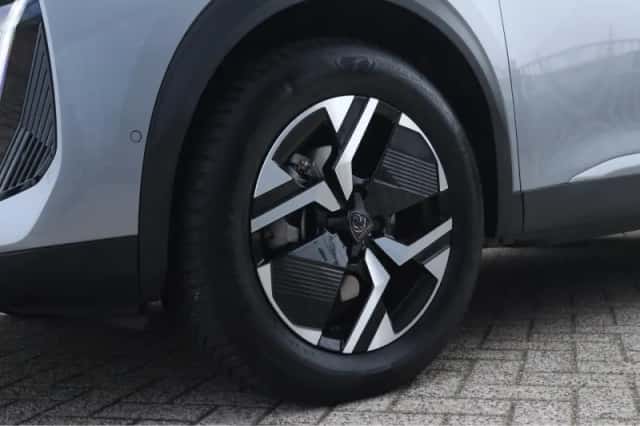 Peugeot 2008 (2025) thumbnail 8