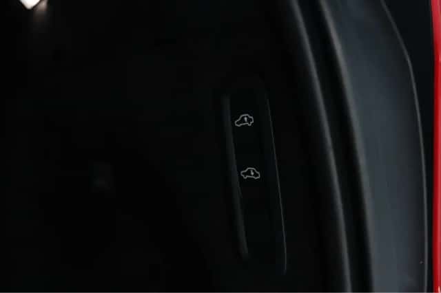 Volvo XC90 (2020) thumbnail 15
