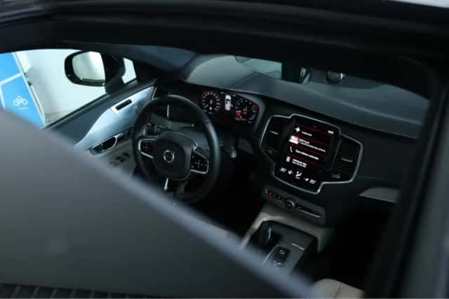 Volvo XC90 (2020) thumbnail 23