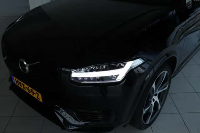 Volvo XC90 (2020) thumbnail 4