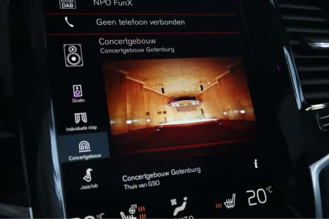 Volvo XC90 (2020) thumbnail 39