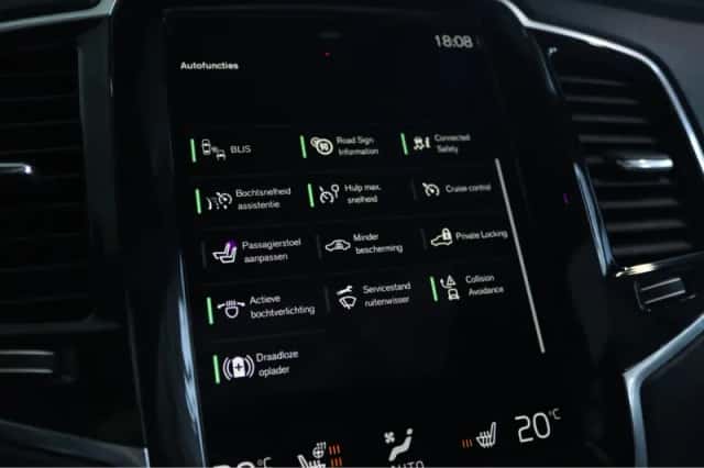 Volvo XC90 (2020) thumbnail 43