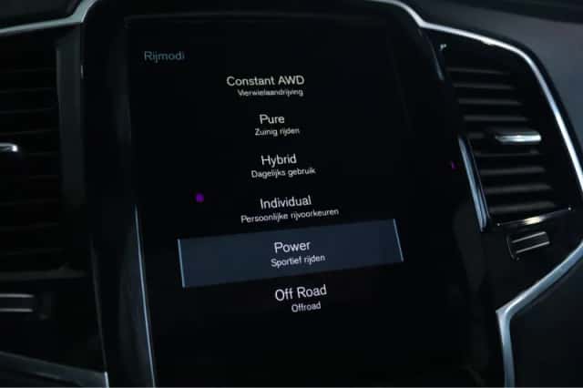 Volvo XC90 (2020) thumbnail 45