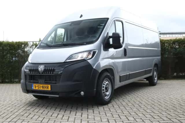 Peugeot Boxer (2024) thumbnail 1
