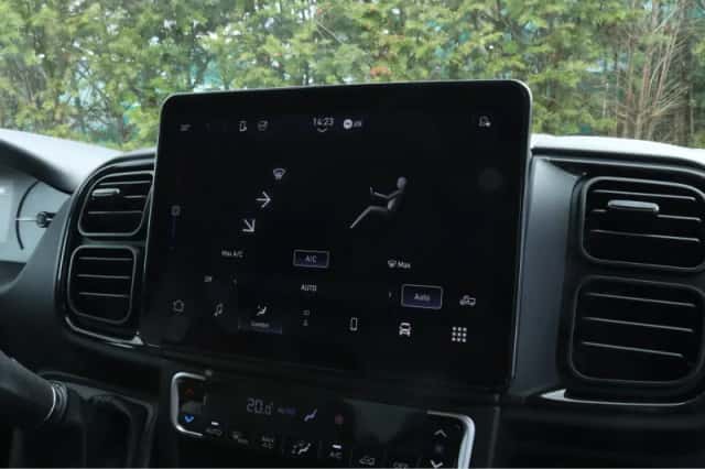 Peugeot Boxer (2024) thumbnail 18