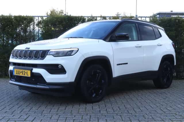 Jeep Compass (2022) thumbnail 1