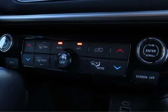 Jeep Compass (2022) thumbnail 24