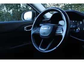 Jeep Compass (2022) thumbnail 33