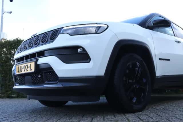 Jeep Compass (2022) thumbnail 5