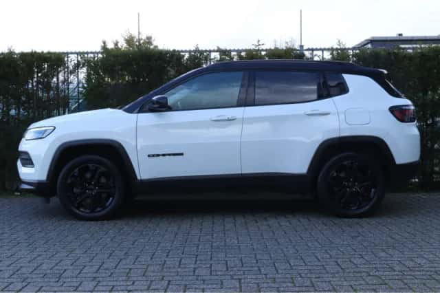 Jeep Compass (2022) thumbnail 6