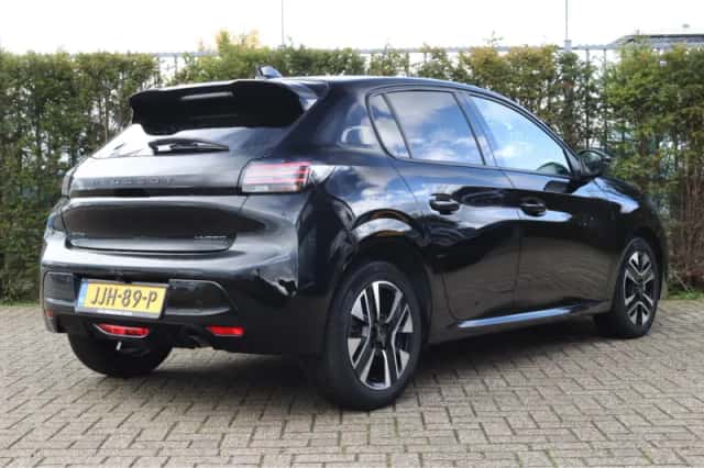 Peugeot 208 (2025) thumbnail 2