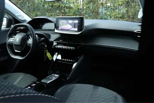 Peugeot 208 (2025) thumbnail 4