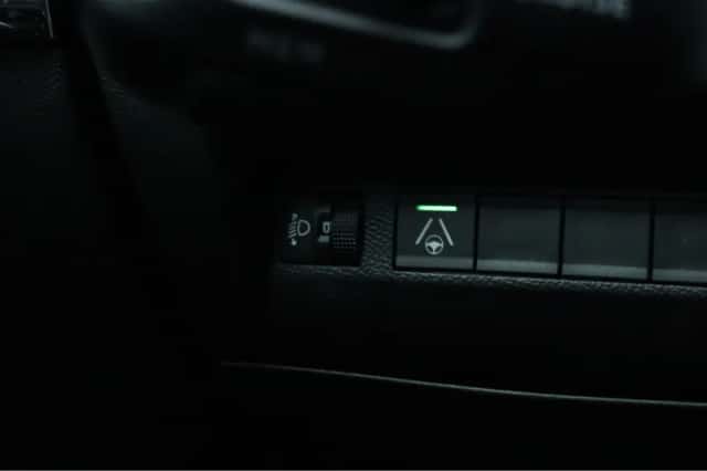 Peugeot 208 (2025) thumbnail 32