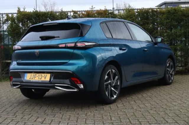 Peugeot 308 (2025) thumbnail 2