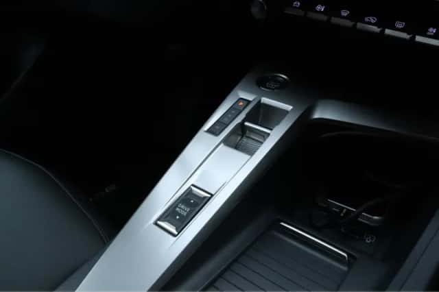 Peugeot 308 (2025) thumbnail 19